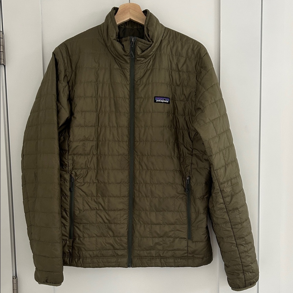 Patagonia Men's Green Puffer Jacket